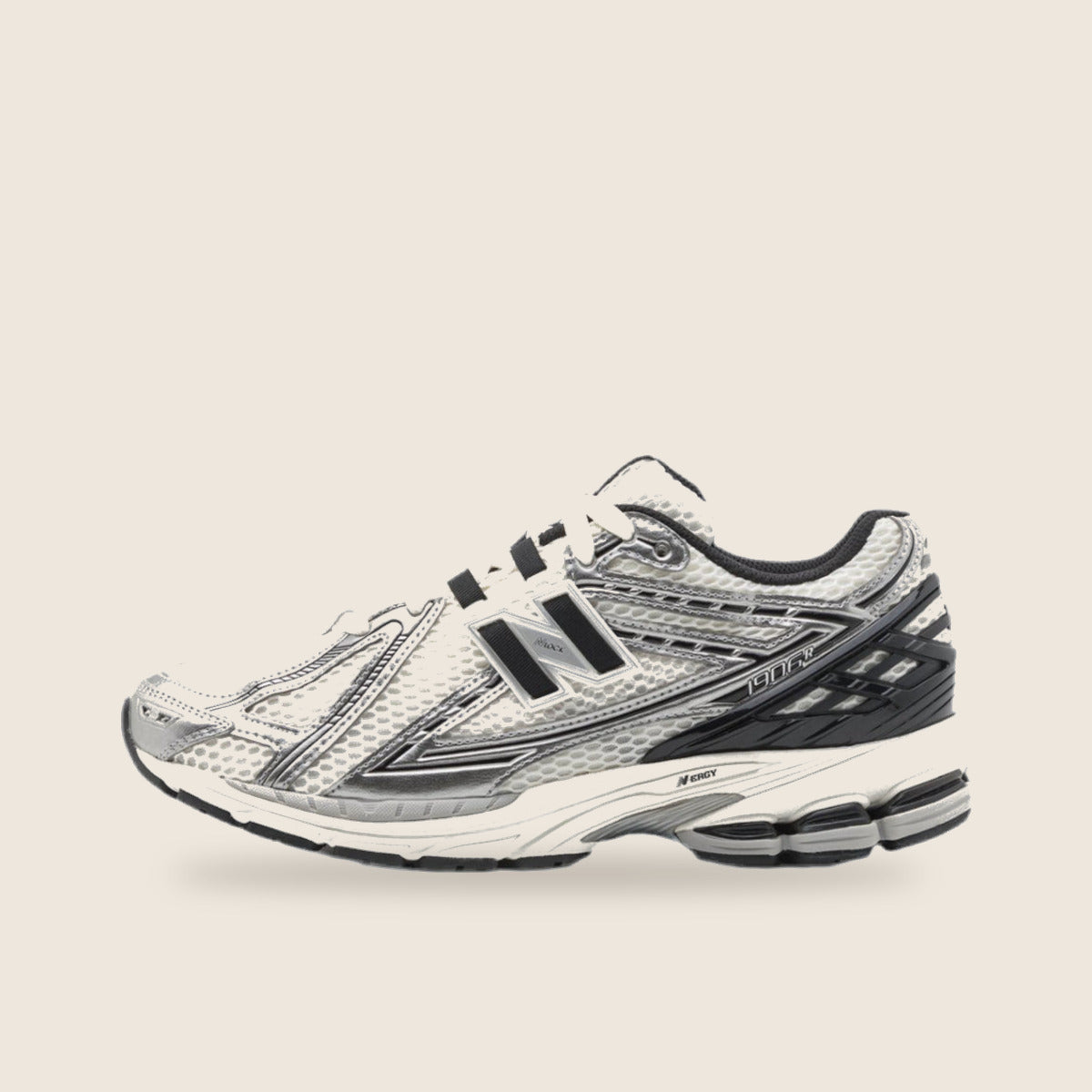 New Balance 2002R — Argent métallisé