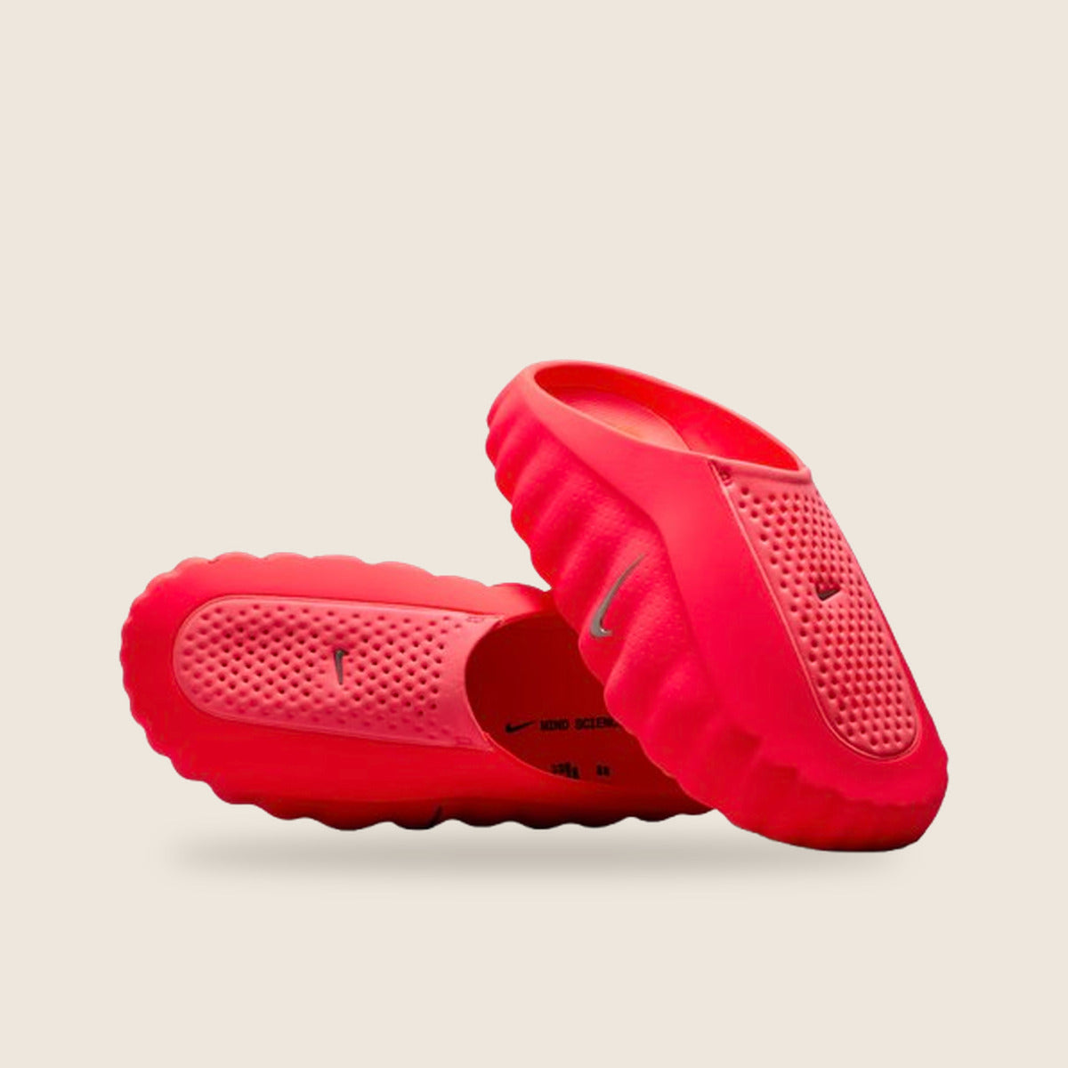 Nike Mind 001 — Rouge