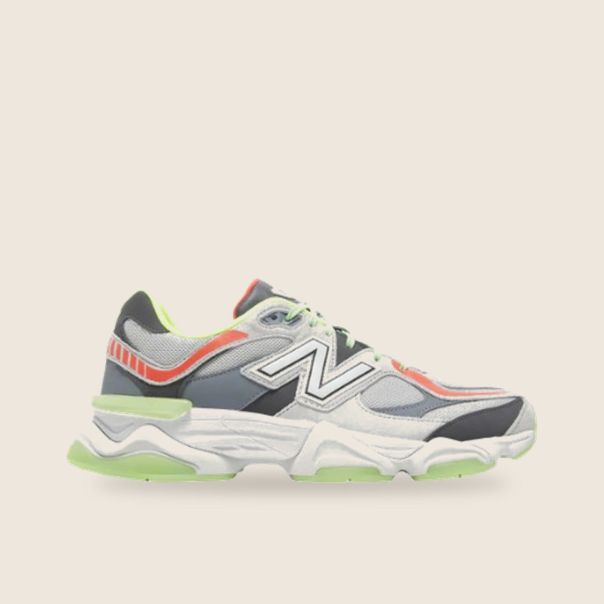 New Balance 9060 x DTLR — Gris lueur