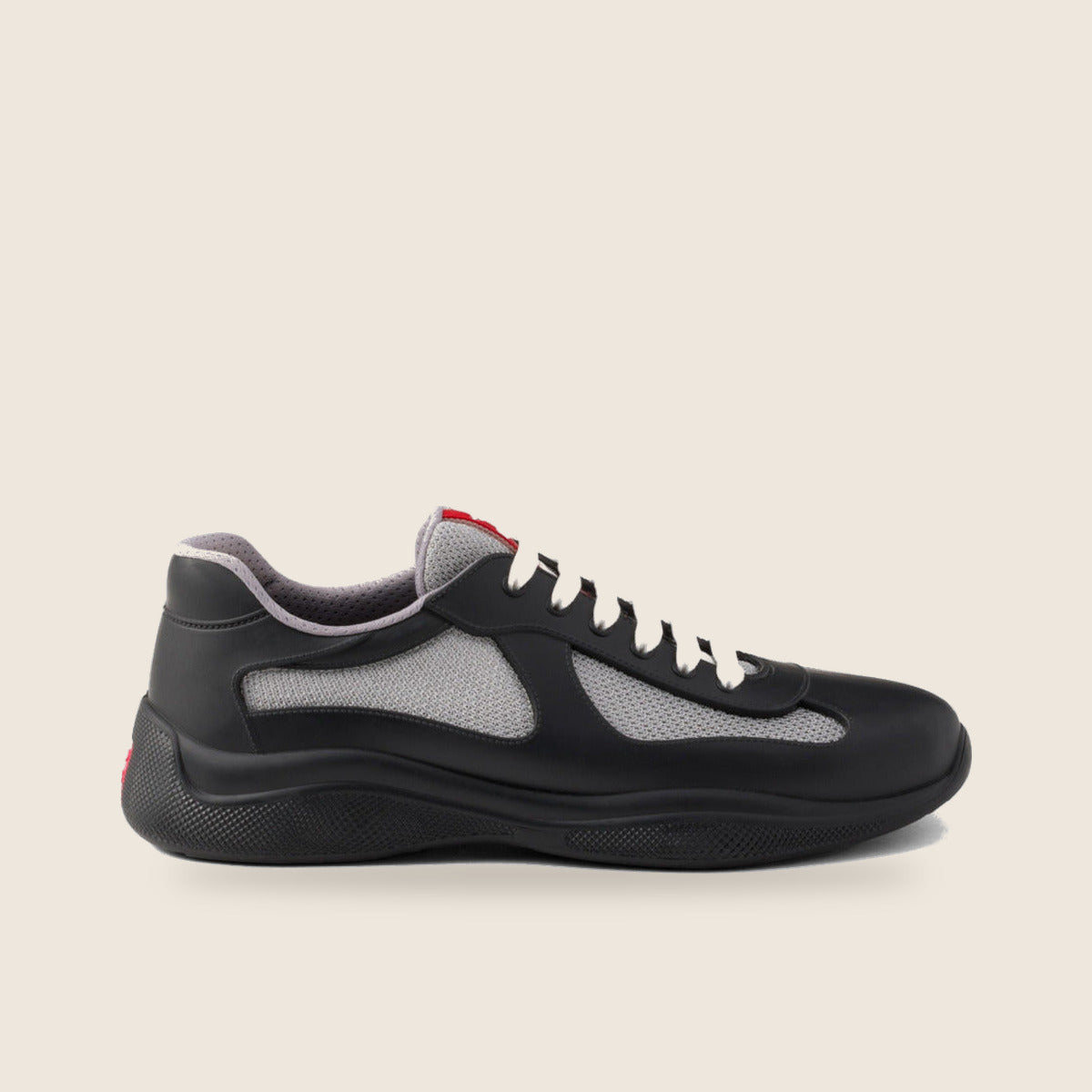 Prada America's Cup — Noir et gris