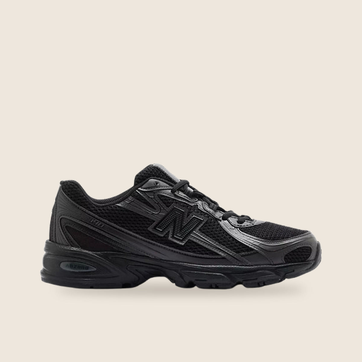 New Balance 740 — Noir