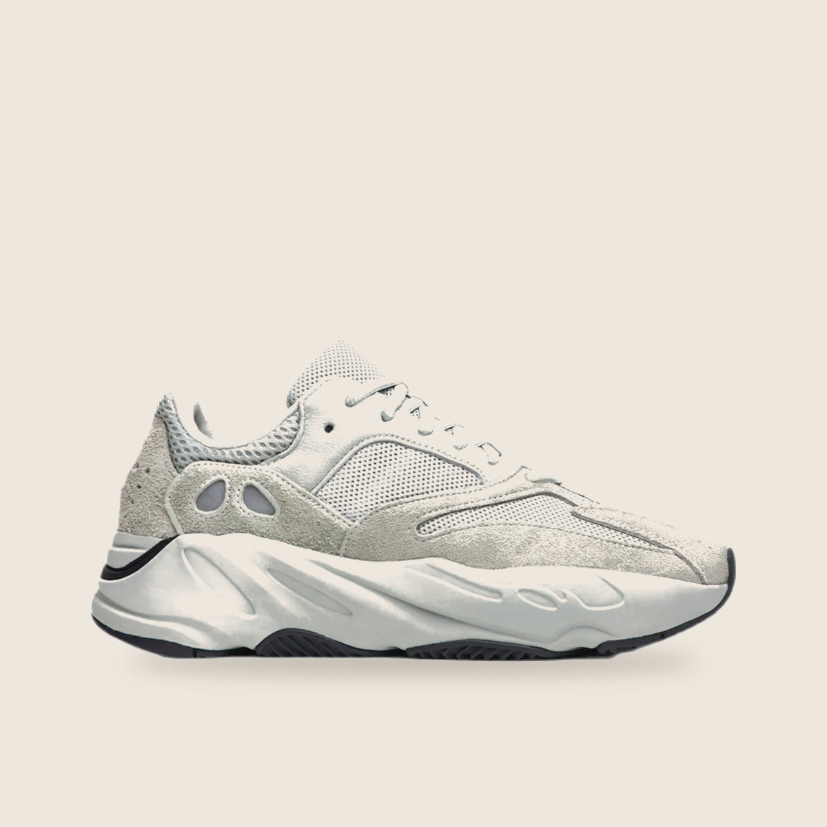 Yeezy 700 Wave Runner — Gris argent