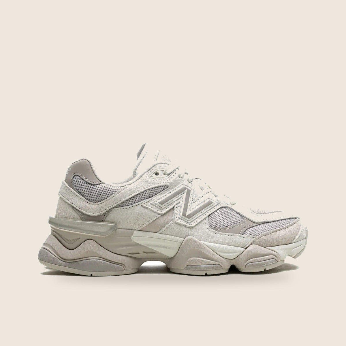 New Balance 9060 — Beige
